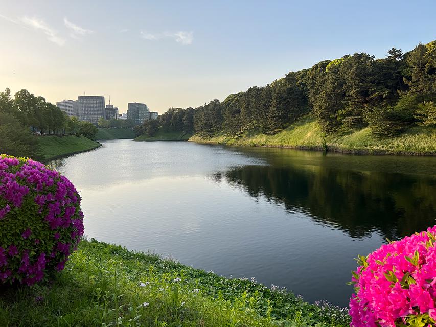 000070-tokyo-imperial-palace-moat
