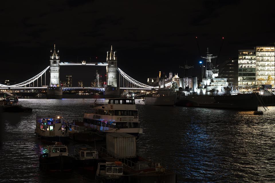 000120-london-tower-bridge